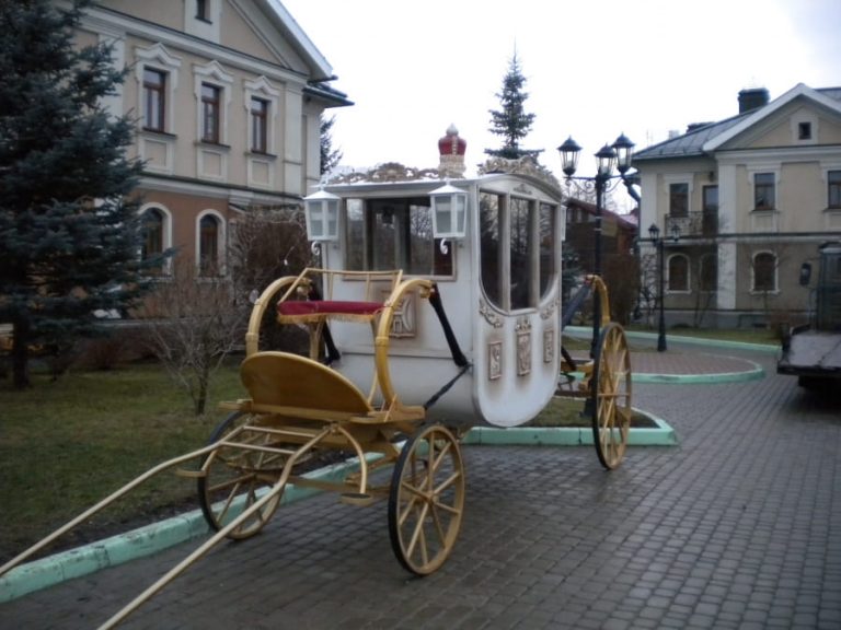 Карета Екатерининская