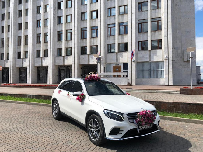 Автомобиль Mersedes GLS 250